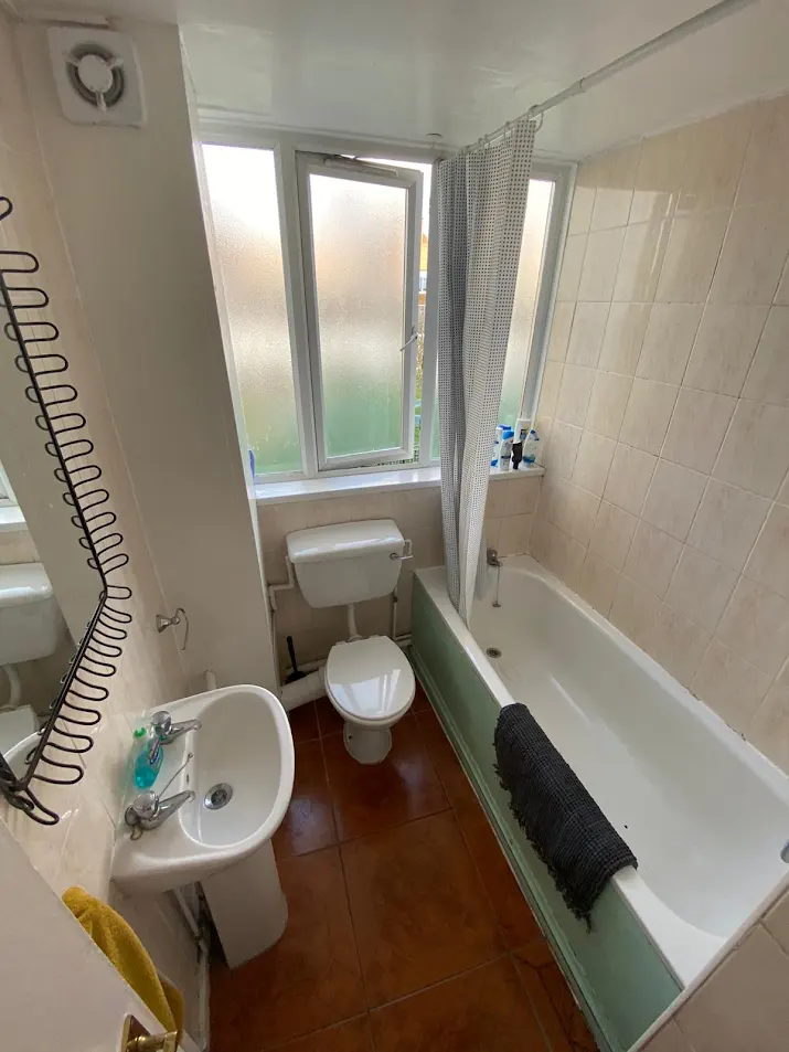 Double room near Oval